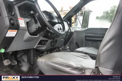 2013 FORD F750 - view 3 of 7