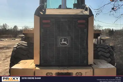 2010 DEERE 644K - view 3 of 44