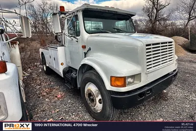 1990 INTERNATIONAL 4700 Wrecker - view 3 of 81