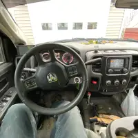 2018 DODGE 3500 - view 16 of 19