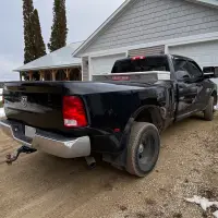 2018 DODGE 3500 - view 5 of 19