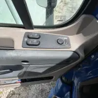 2012 FREIGHTLINER Cascadia - view 11 of 24