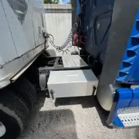 2012 FREIGHTLINER Cascadia - view 8 of 24