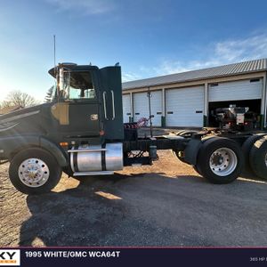 1995 WHITE/GMC WCA64T - view 4 of 31