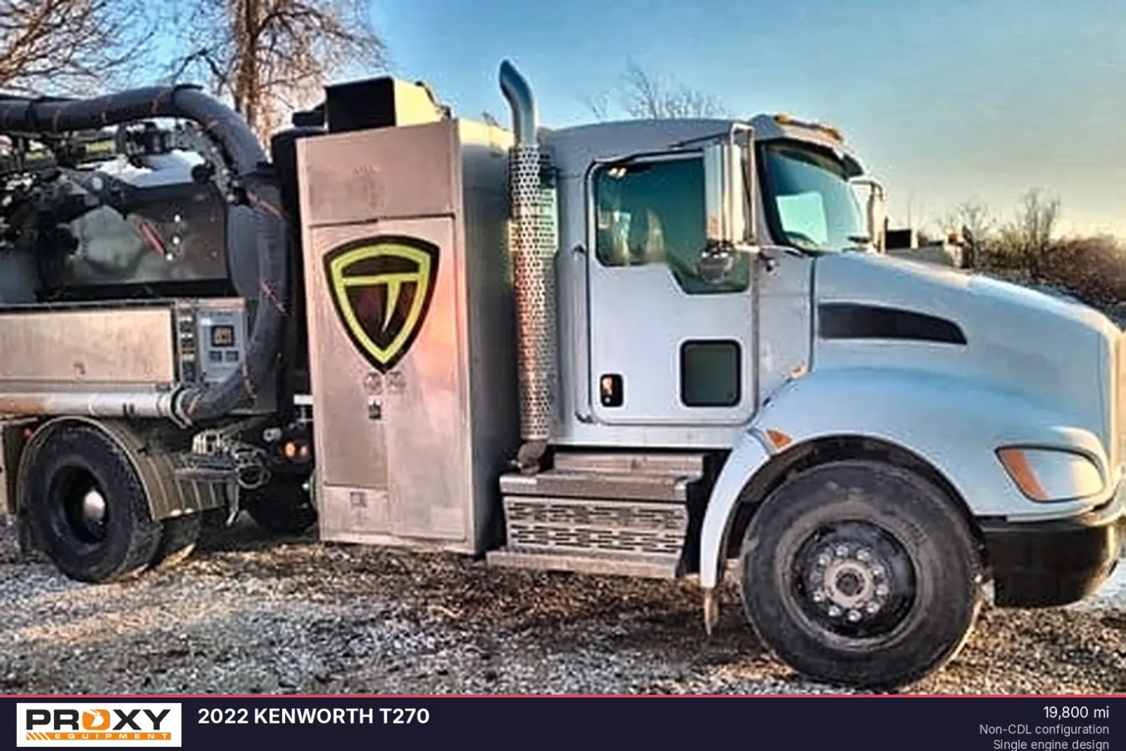 2022 KENWORTH T270