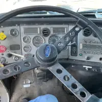 1995 FORD L-9000 AeroMax - view 11 of 18