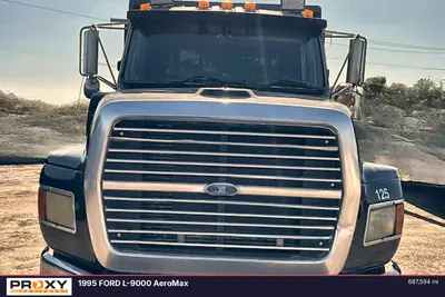 1995 FORD L-9000 AeroMax - view 3 of 60