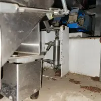 2004 WEIGHPACK PAXIOM AEF-1 Vibratory Scale - view 4 of 8