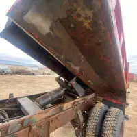 2000 PETERBILT 330 - view 12 of 32