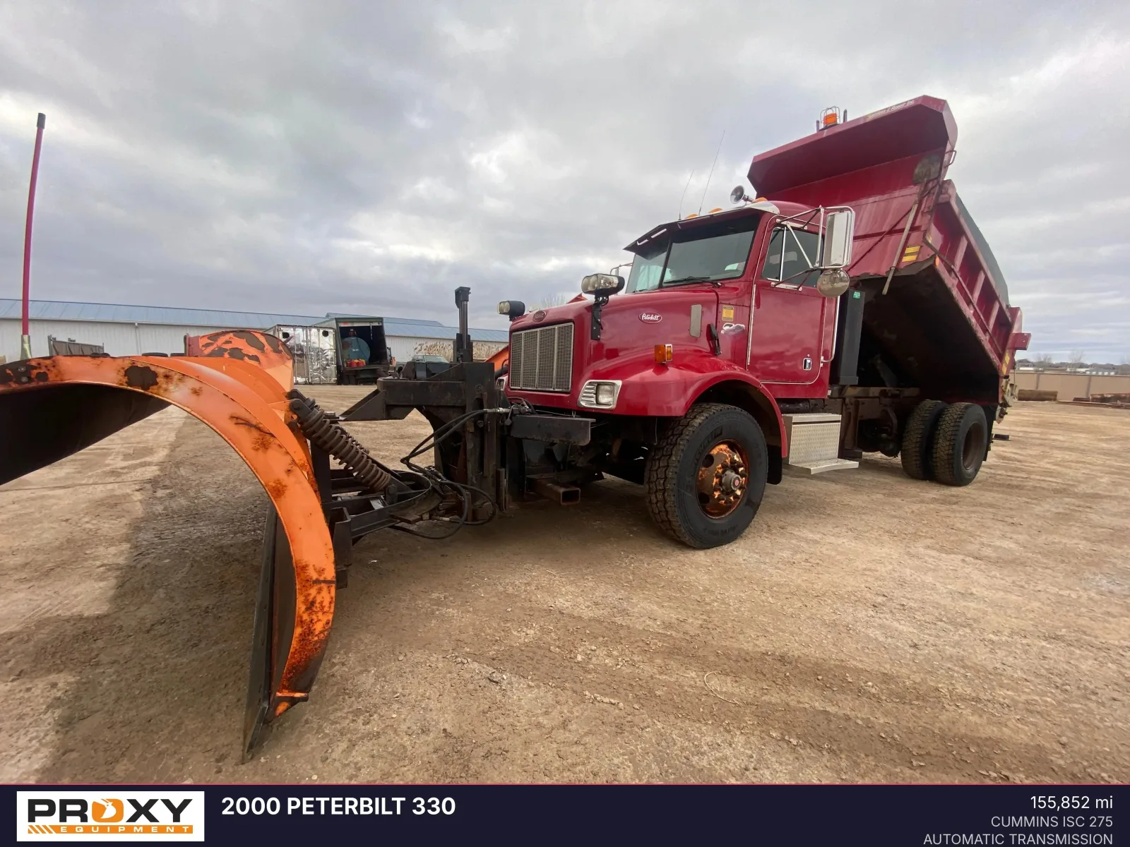 2000 PETERBILT 330
