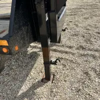 2021 TOP HAT TRAILERS GN259HD 40x102 - view 5 of 23