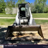 2007 BOBCAT T300 - view 3 of 23