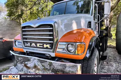 2007 MACK CV713 - view 3 of 83