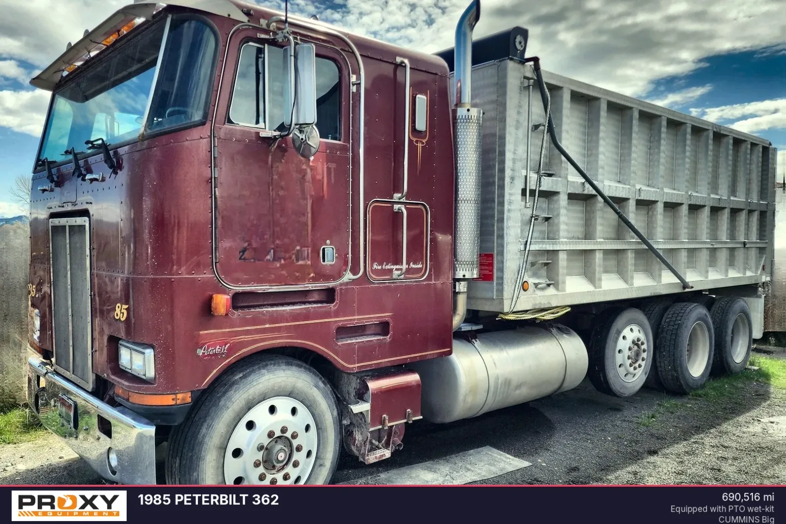 1985 PETERBILT 362