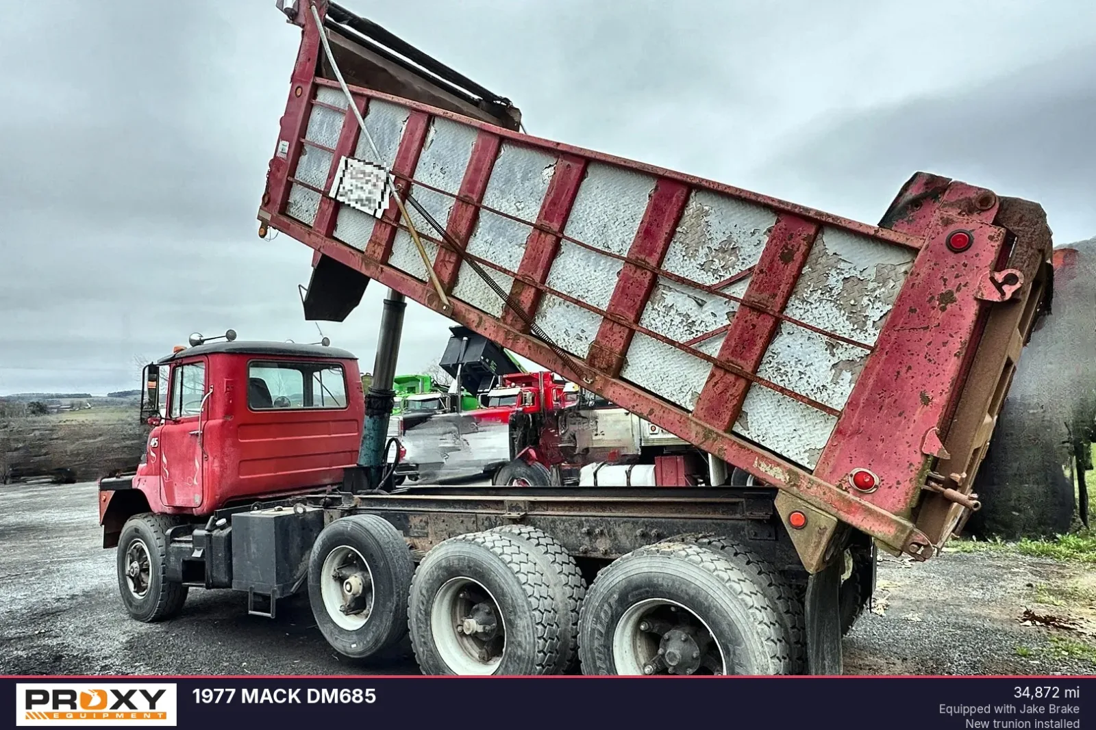 1977 MACK DM685