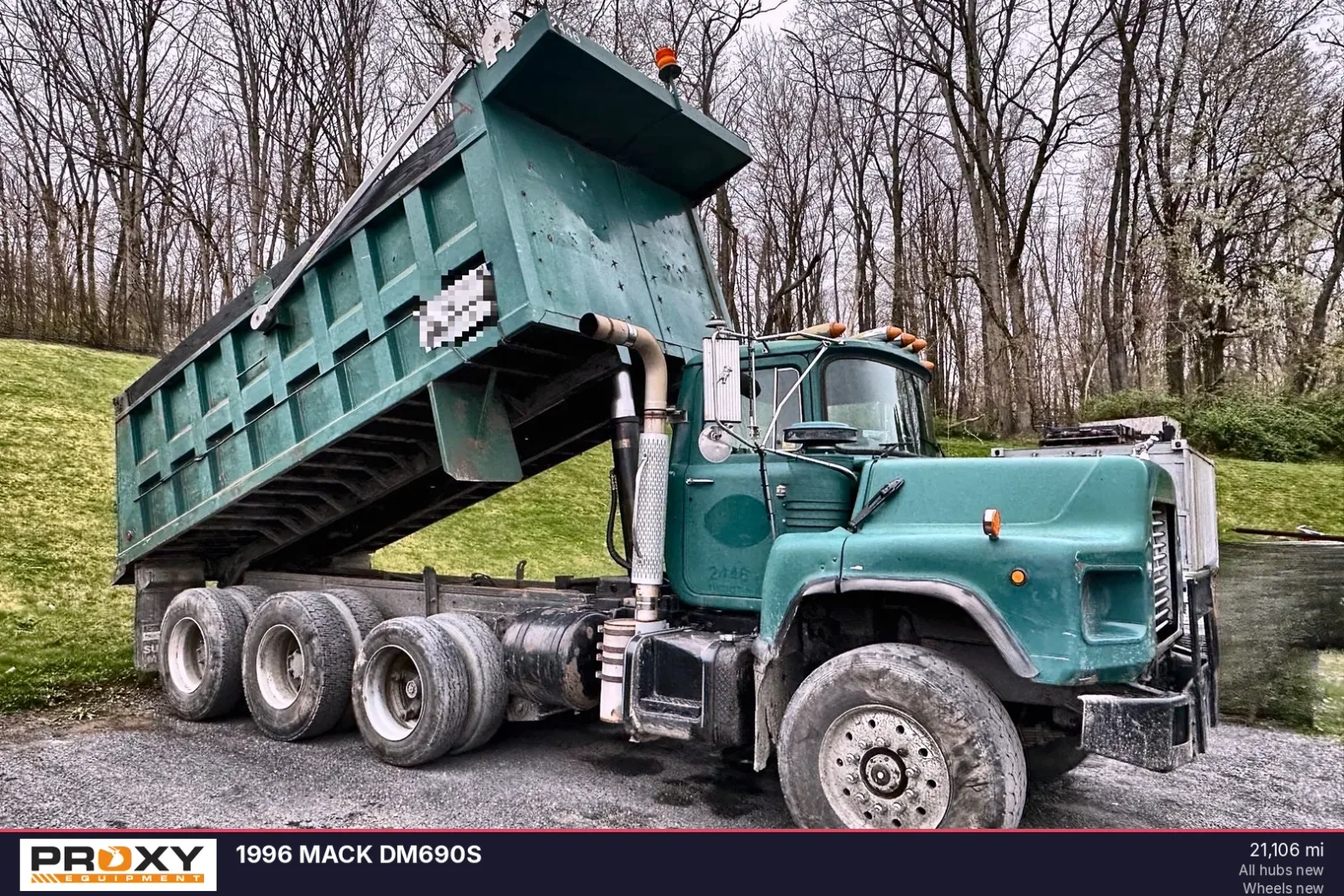 1996 MACK DM690S