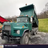 1996 MACK DM690S - view 2 of 36