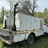 2006 CHEVROLET C5500 - view 9 of 23