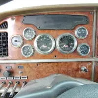 2002 PETERBILT 379 - view 17 of 34