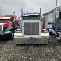 2002 PETERBILT 379 - view 3 of 34