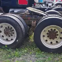 2002 PETERBILT 379 - view 9 of 34