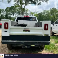 2022 RAM 3500 - view 6 of 15