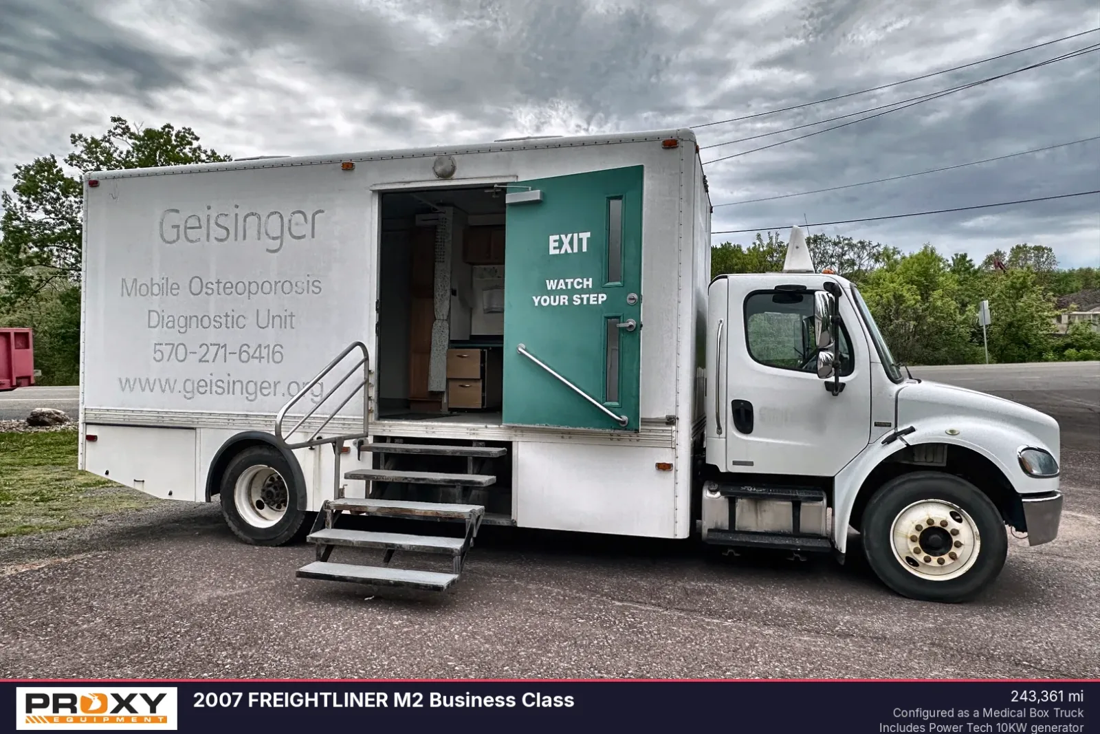 2007 FREIGHTLINER M2 Business Class