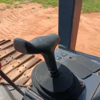 2015 DEERE 650K - view 7 of 18