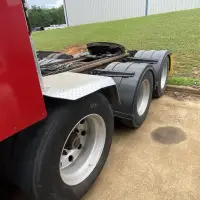 2017 PETERBILT 567 - view 8 of 23