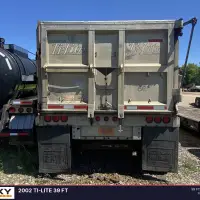 2002 TI-LITE 39 FT - view 7 of 11