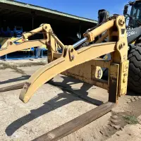 2015 DEERE 824K - view 17 of 35