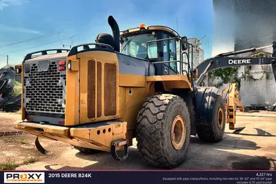2015 DEERE 824K - view 3 of 88