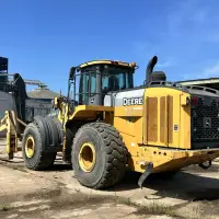 2015 DEERE 824K - view 9 of 35
