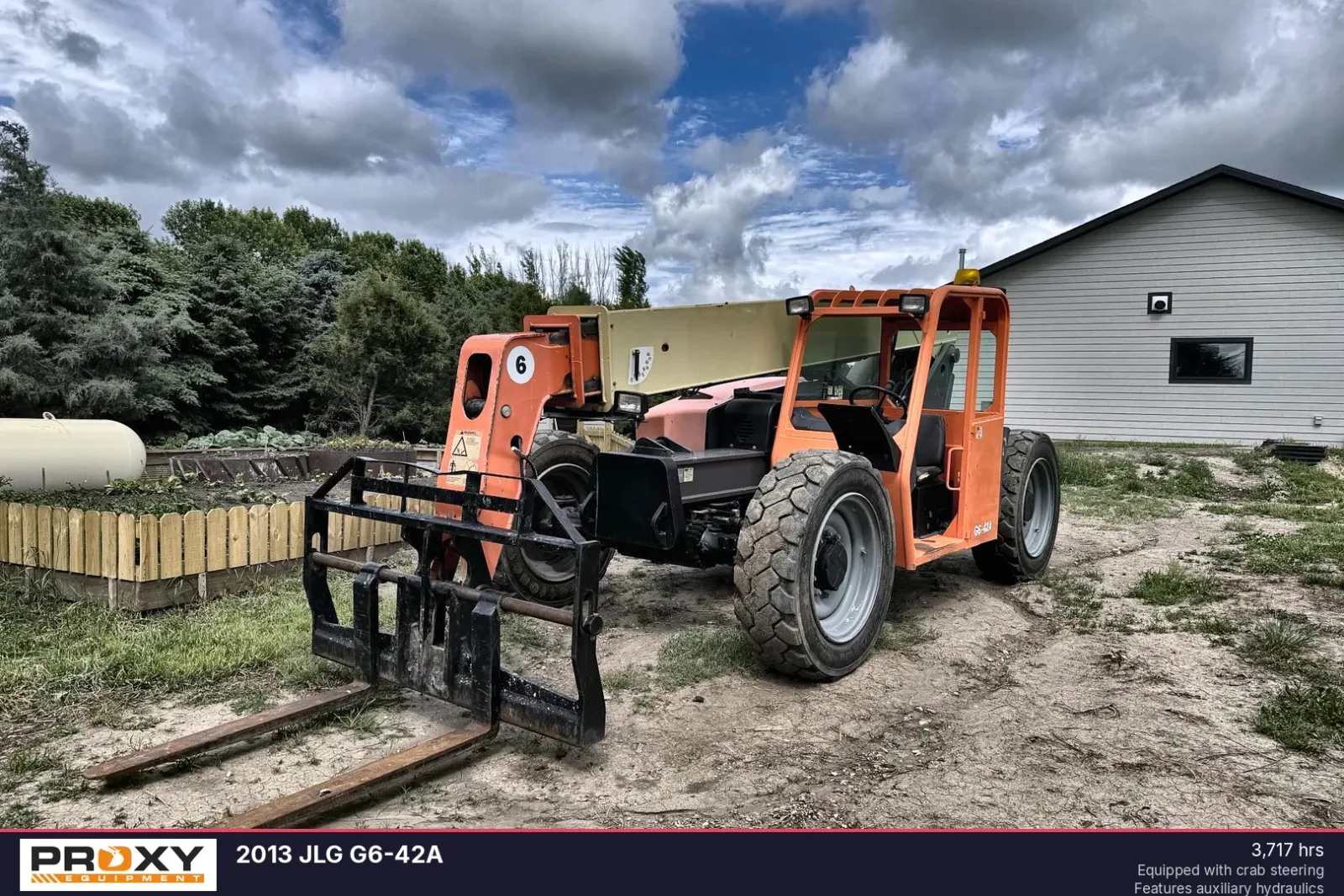 2013 JLG G6-42A
