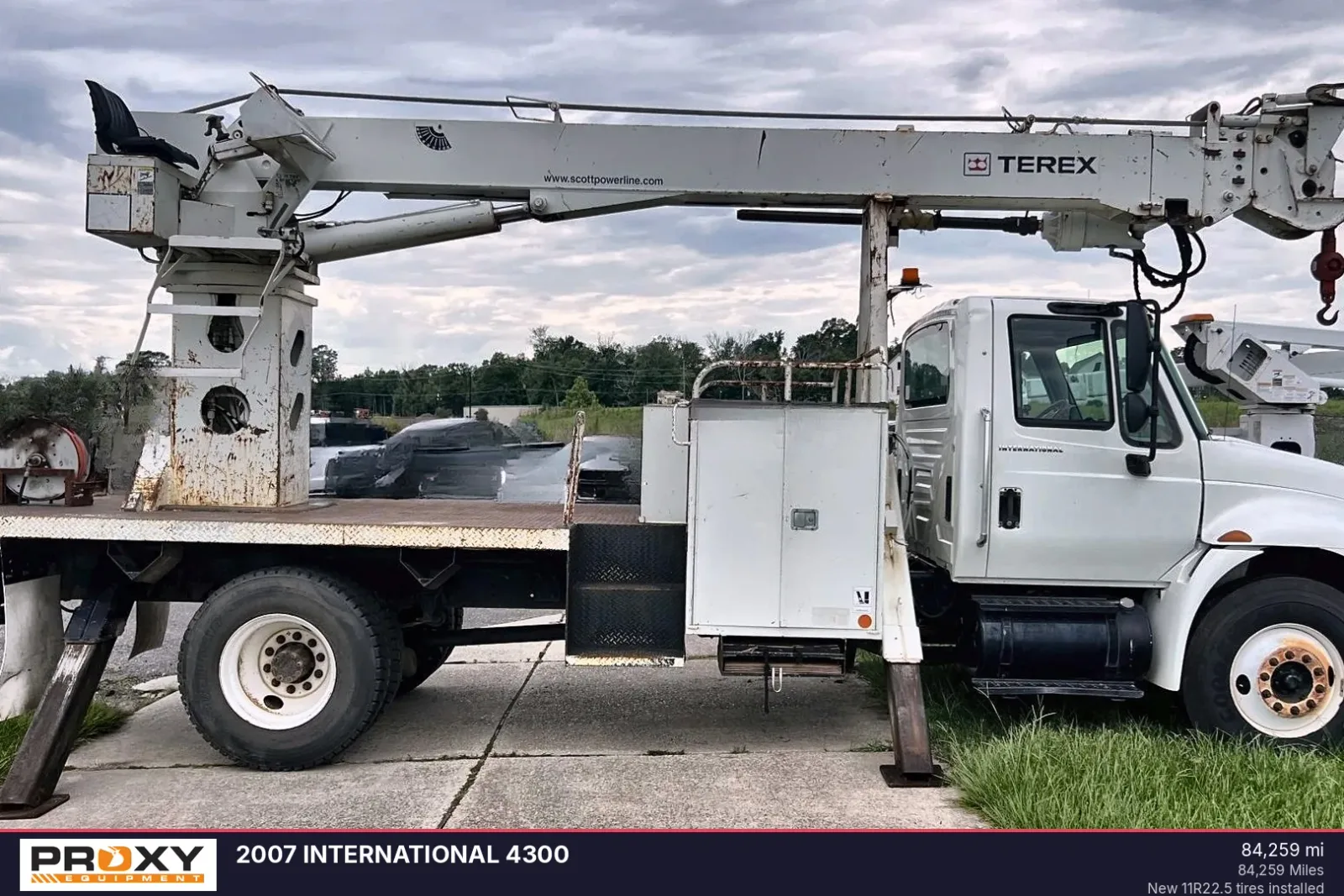 2007 INTERNATIONAL 4300