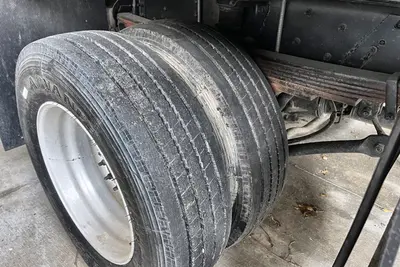 2007 GMC C5500 - view 18 of 30