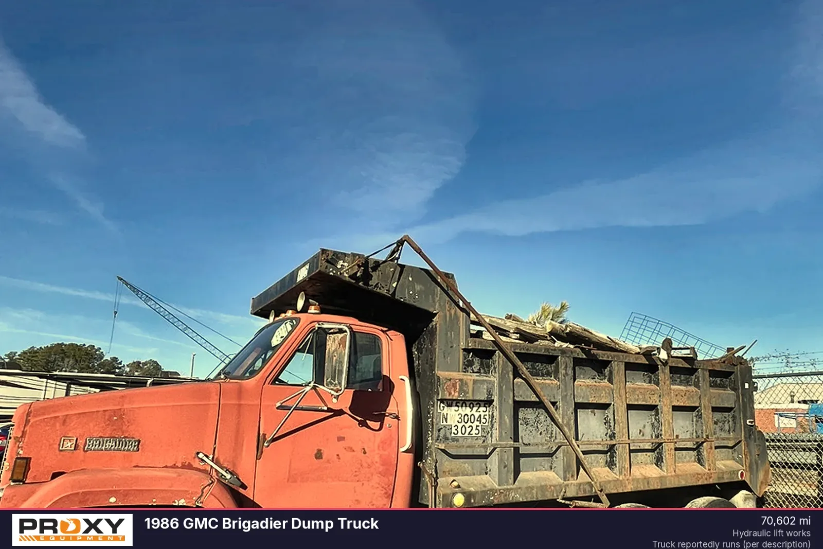 1986 GMC 9500 Dump Truck