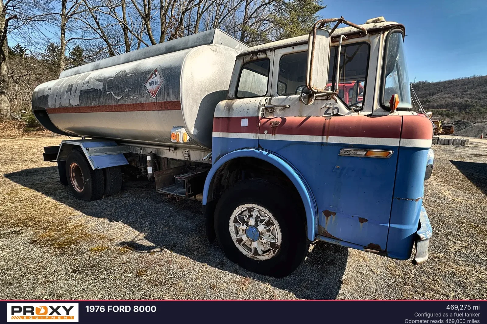 1976 FORD 8000
