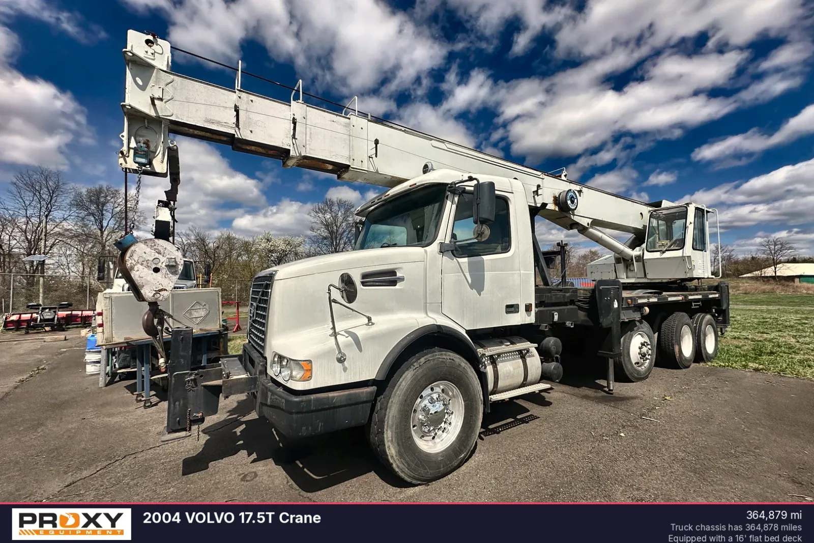 2004 VOLVO 17.5T Crane