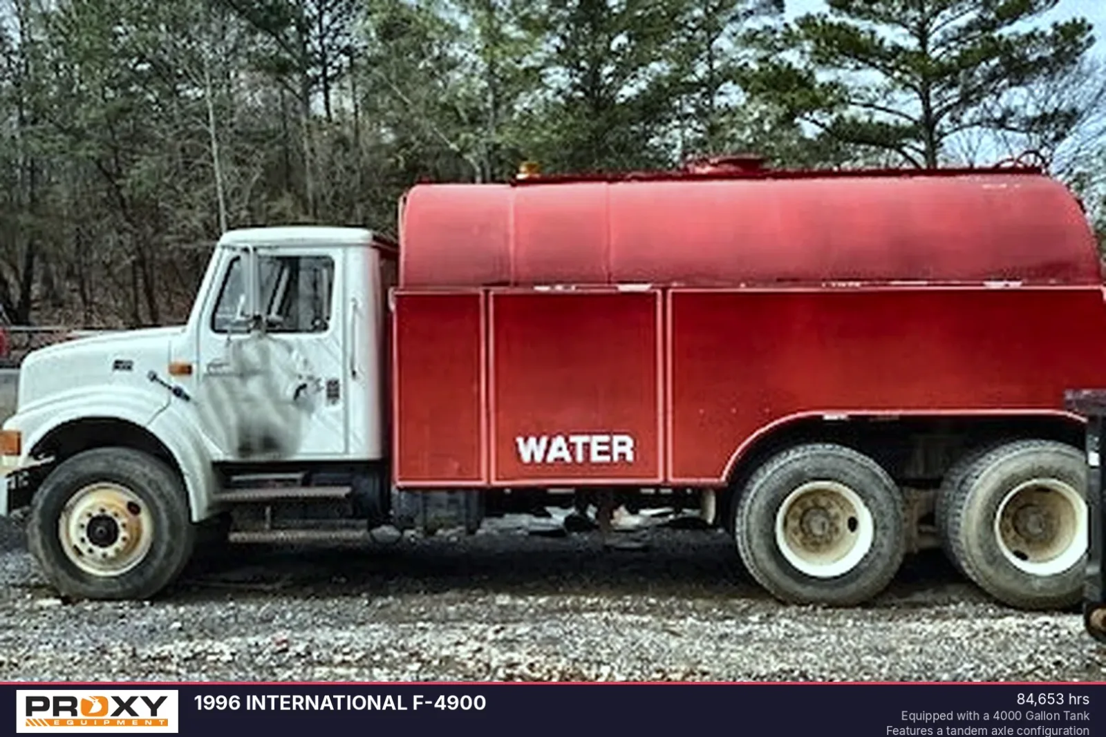 1996 INTERNATIONAL F-4900