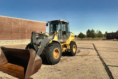 2011 DEERE 544K - view 6 of 30