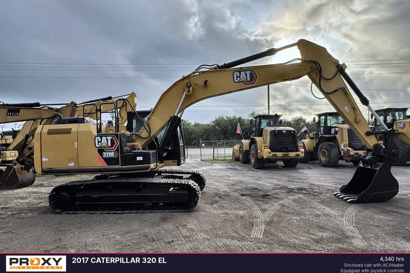 2017 CATERPILLAR 320 EL