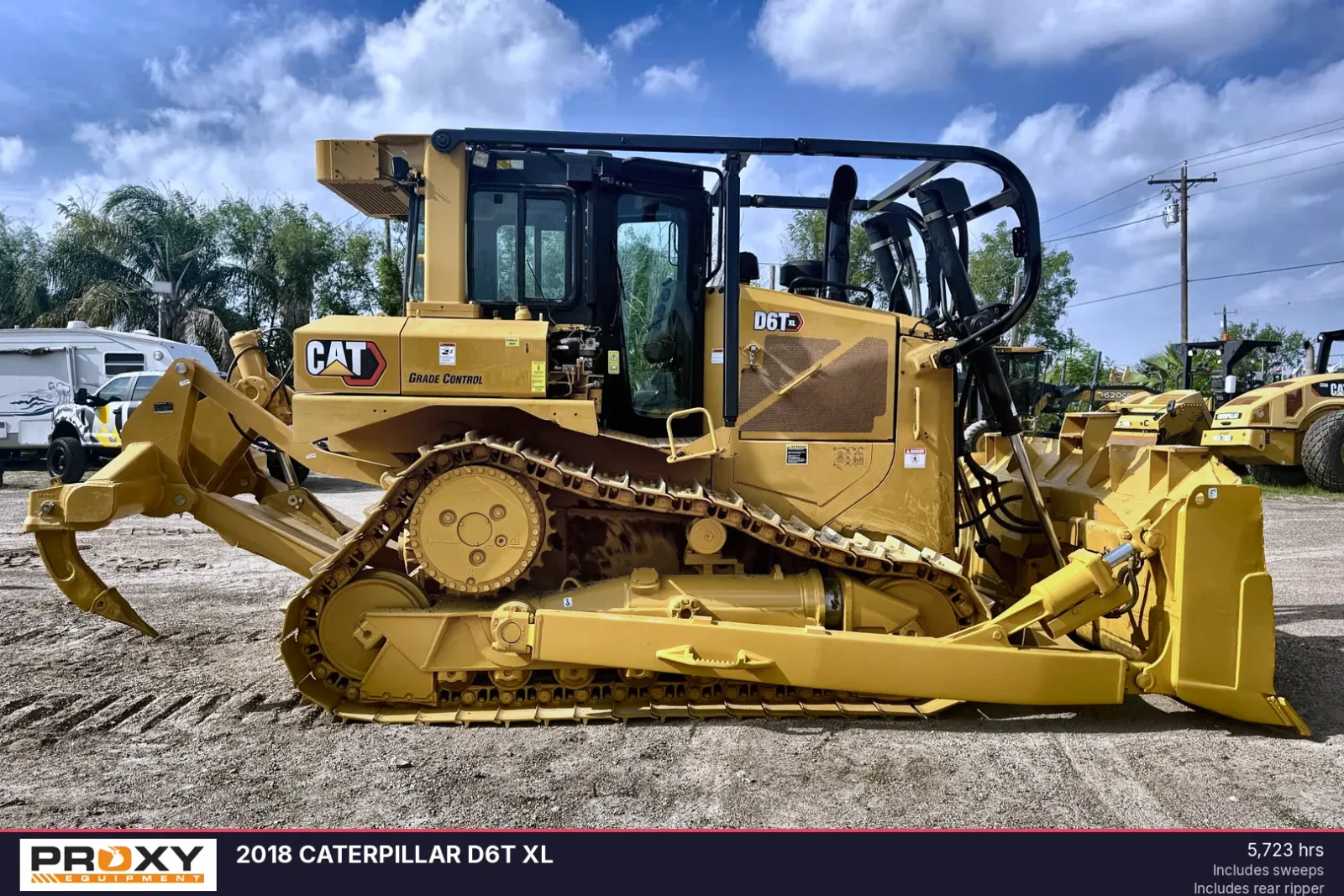 2018 CATERPILLAR D6T XL
