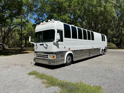 1998 PREVOST XL 45' Executive Coach - view 19 of 29