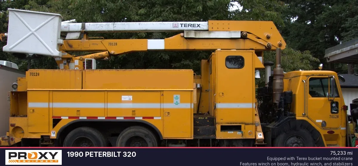 1990 PETERBILT 320