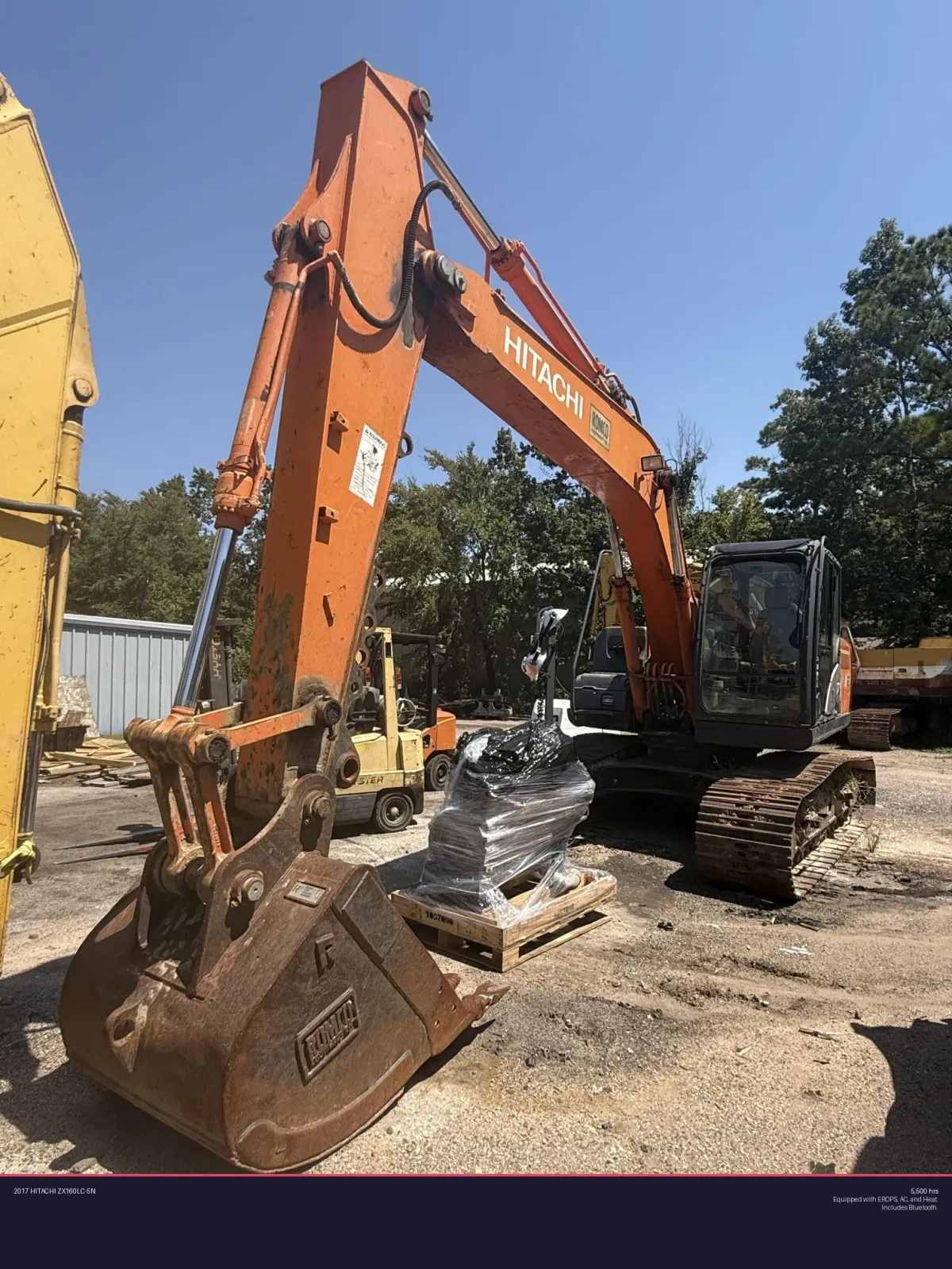 2017 HITACHI ZX160LC-5N
