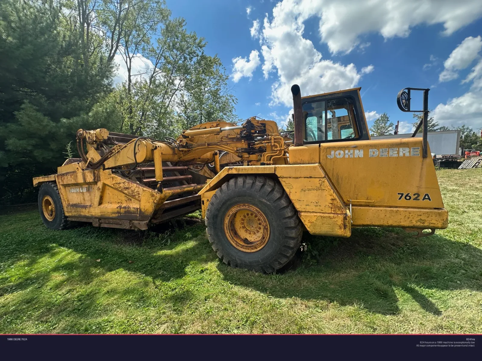 1986 DEERE 762A