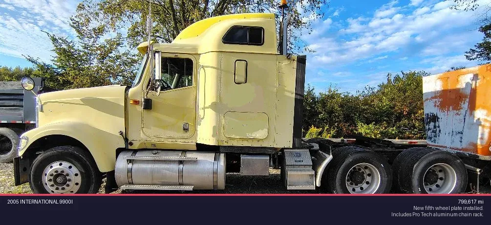 2005 INTERNATIONAL 9900i