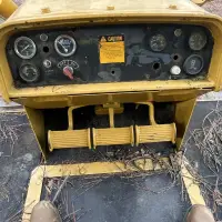 1985 DEERE 750B - view 17 of 30
