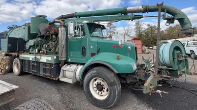 2004 PETERBILT 330 - view 6 of 15